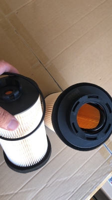 Caminhão Modelo para Caminhões FF5695 Papel de filtro de combustível PF7947 1699168 1616361 1643080